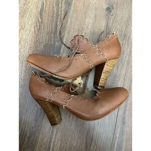 ELF Brown Heeled Oxford Shoes